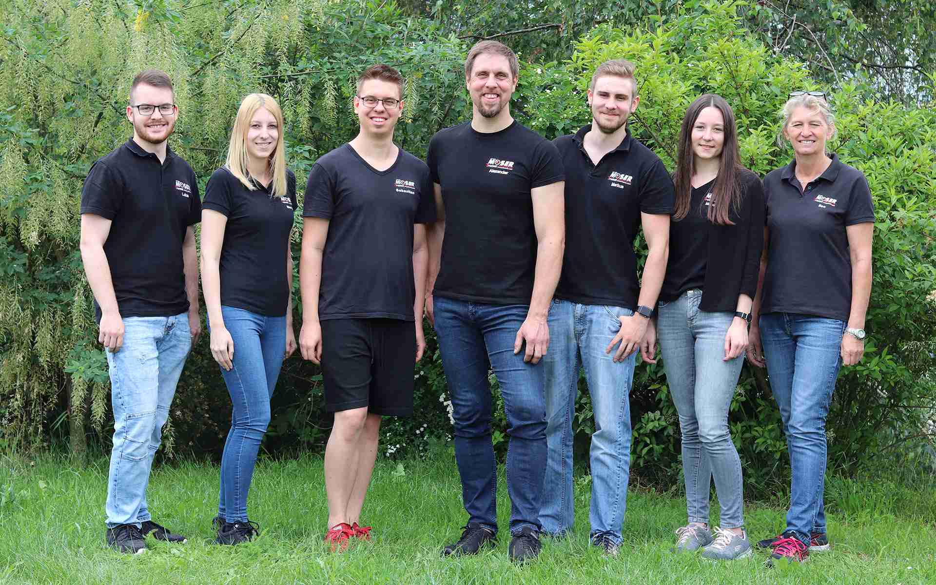 ueber-uns-gruppenbild ueber-uns-gruppenbild