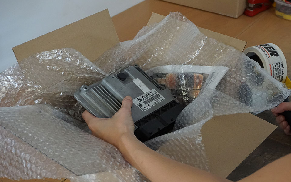 motorsteuergeraet-reparatur-verpacken motorsteuergeraet-reparatur-news